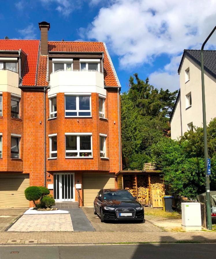 Modernes Apartment In Schoener Lage Дюссельдорф Экстерьер фото