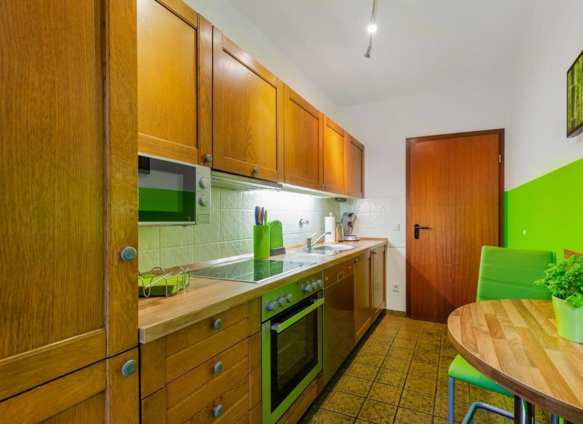 Modernes Apartment In Schoener Lage Дюссельдорф Экстерьер фото
